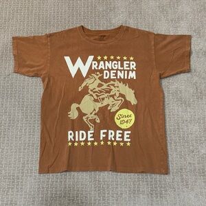 Wrangler Tan Graphic Tee with Horse Design